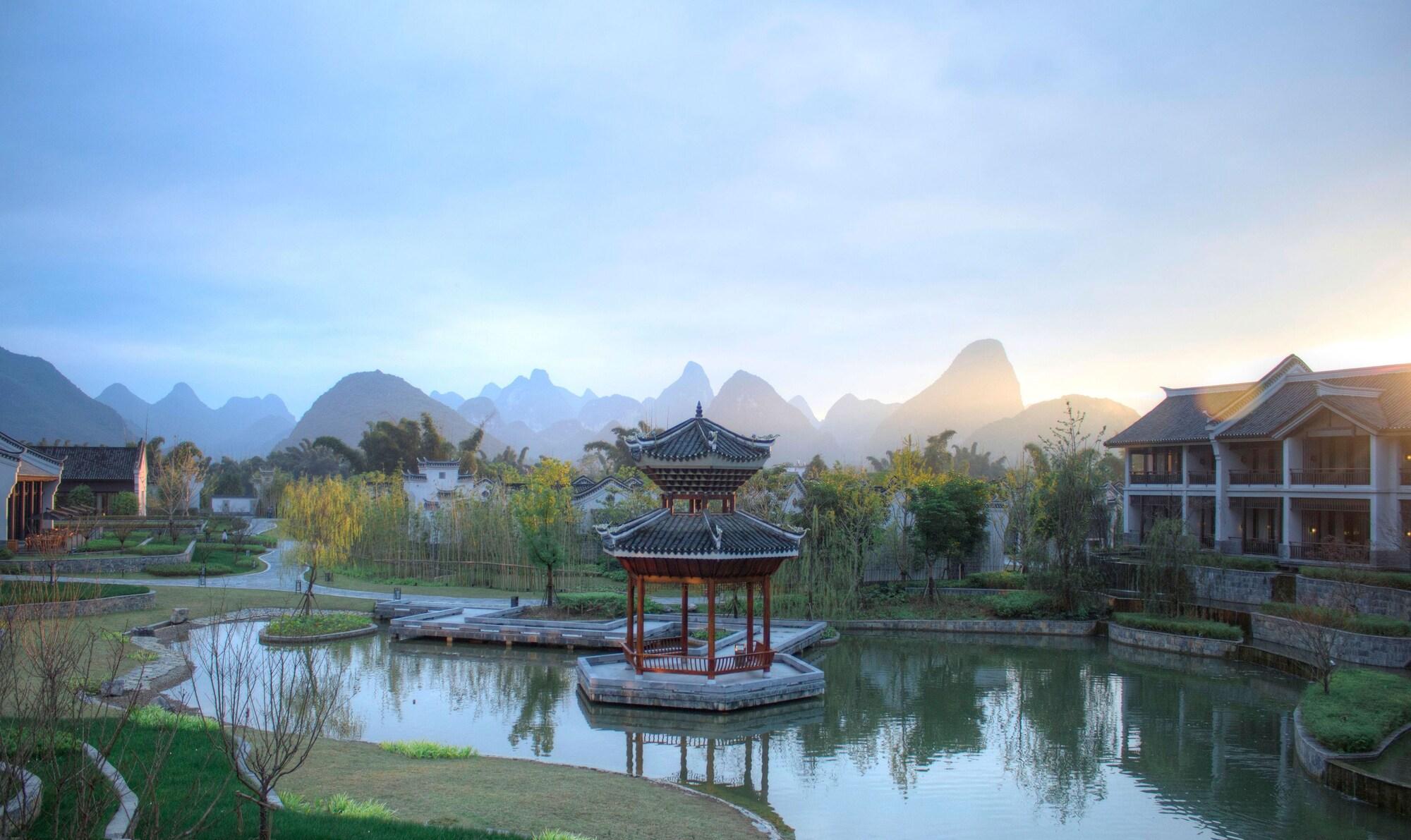 Banyan Tree Yangshuo Otel Dış mekan fotoğraf