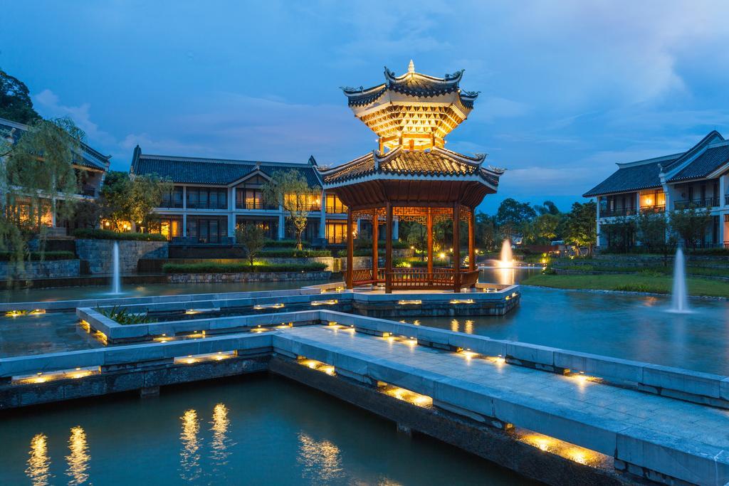 Banyan Tree Yangshuo Otel Dış mekan fotoğraf
